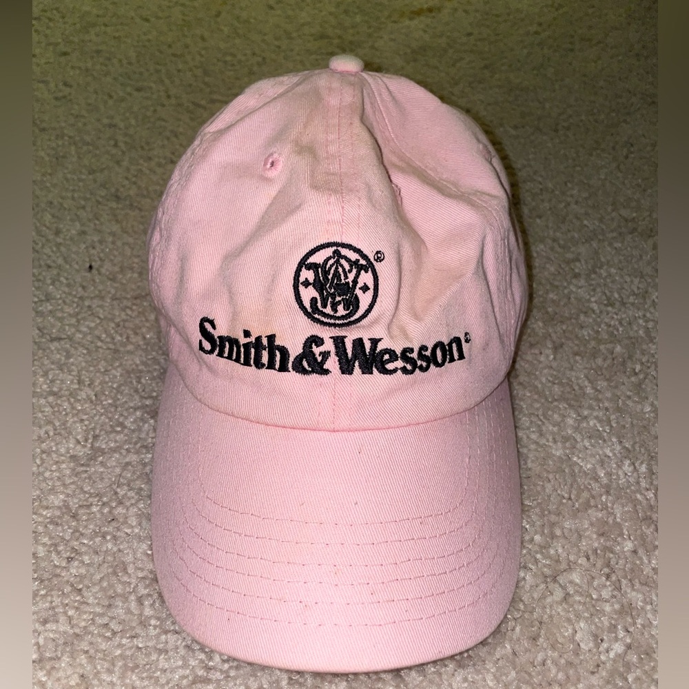 SMITH AND WESSON CAP